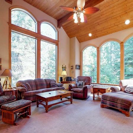 New England Cottage Shaver Lake Exterior photo