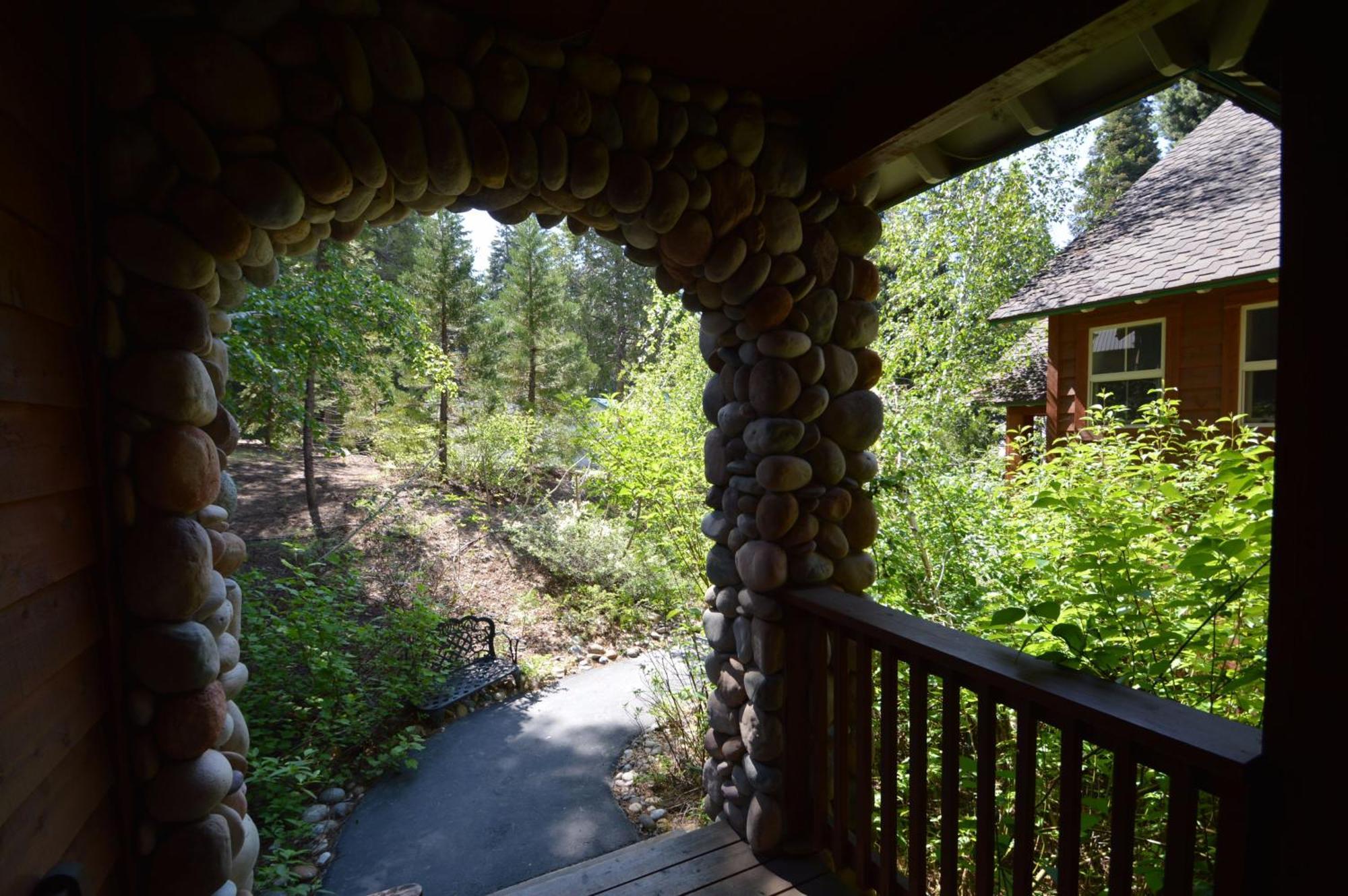 New England Cottage Shaver Lake Exterior photo